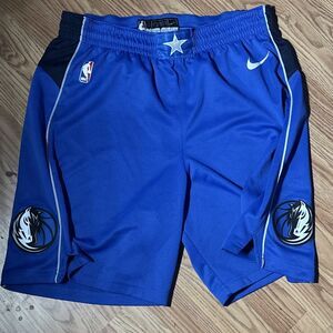 Dallas Mavericks Shorts Mens XL Sz 42 Blue NBA Basketball Nike Dri-Fit